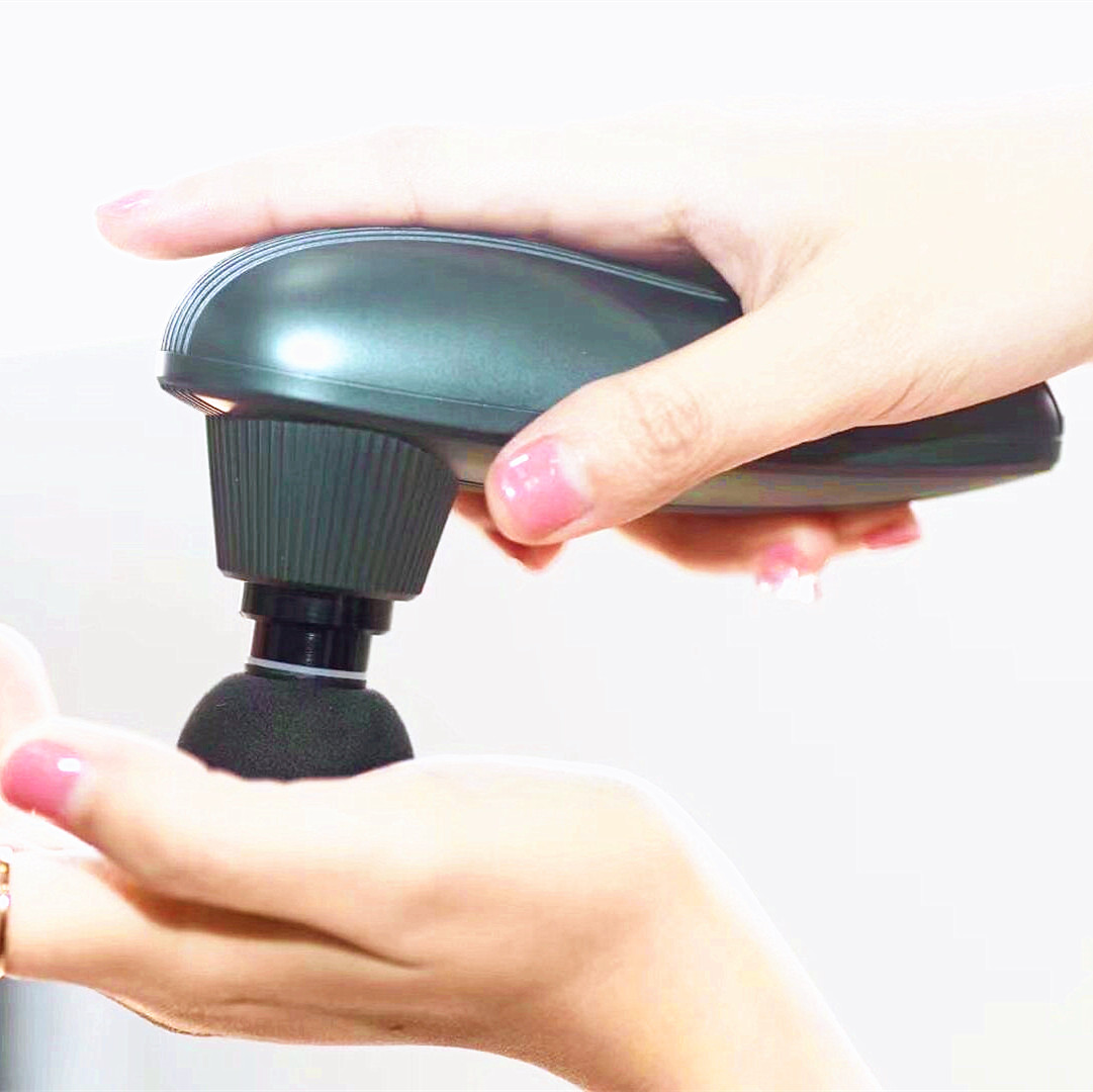 Electric Massage Gun Deep Tissue - مسدس تدليك صغير أبيض للأنسجة العميقة